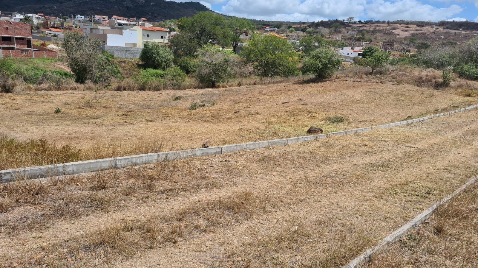Terrenos à venda em Gravatá no Loteamento Fazenda São Miguel 