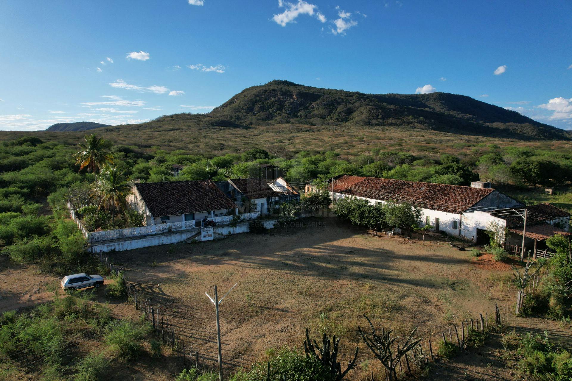 Fazenda à venda em Pernambuco à 10km de Serra Talhada